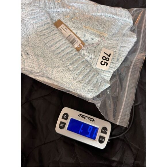 Hello Nite Top Women’s Small Whisper Blue Open Knit V-Neck Sweater NWT - Picture 6 of 9